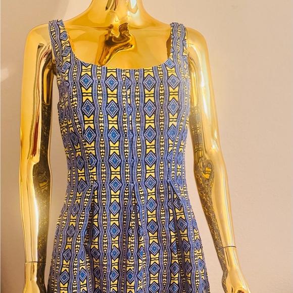 Nine West Blue and Yellow Geometric Patterned Women's Dress, Pre-Loved, Size 8P - Picture 4 of 12